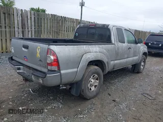 2011 Toyota Tacoma PreRunner z VIN 5TFTU4GN5BX007868, wystawiony jako IAAI lot #42389805 z przebiegiem 290 725 mil mil oraz . Historia ofert i sprzedaży dostępna na DreamBid. Obrazek 4.