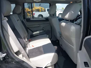 2008 Jeep Commander Overland with VIN 1J8HG68298C146195, listed as a IAAI auction lot 42152838 with 156,526 mi miles and . Bid and sale history available at DreamBid. Image 8.