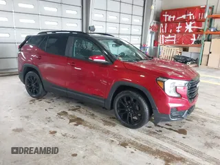 2022 GMC Terrain SLE z VIN 3GKALMEV3NL193363, wystawiony jako IAAI lot #42123343 z przebiegiem 36 261 mil mil oraz . Historia ofert i sprzedaży dostępna na DreamBid. Obrazek 1.