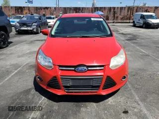 2012 Ford Focus SE with VIN 1FAHP3F24CL194727, listed as a Copart auction lot 52786855 with 154,017 mi miles and Salvage Title. Bid and sale history available at carsss.com. Image 5.