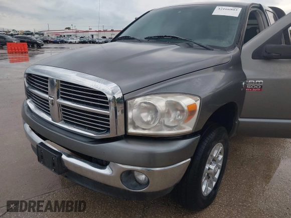 2009 Dodge Ram 2500 ST with VIN 3D7KS28LX9G550043, listed as a IAAI auction lot 42166803 with 291,899 mi miles. Bid and sale history available at carsss.com. Image 6.
