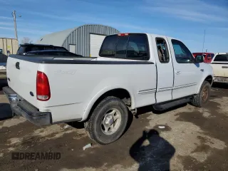 1997 Ford F-150 XL with VIN 1FTDX1866VKB08985, listed as a Copart auction lot 43708935 with 208,670 mi miles and Salvage title. Bid and sale history available at DreamBid. Image 3.