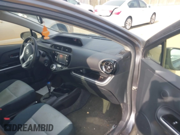 2015 Toyota Prius One with VIN JTDKDTB34F1103091, listed as a IAAI auction lot 41716979 with 67,473 mi miles and . Bid and sale history available at DreamBid. Image 5.