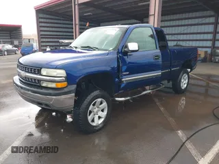 2001 Chevrolet Silverado 1500 LS with VIN 2GCEC19T611179747, listed as a IAAI auction lot 41470758 with Not Provided miles and . Bid and sale history available at DreamBid. Image 17.