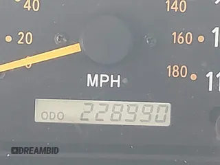 2001 Toyota Tundra SR5 with VIN 5TBRN34101S151862, listed as a IAAI auction lot 42130664 with 228,990 mi miles and . Bid and sale history available at DreamBid. Image 16.