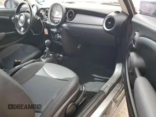 2011 MINI Hardtop with VIN WMWSU3C58BT253815, listed as a Copart auction lot 51544835 with 115,515 mi miles and Salvage Title. Bid and sale history available at DreamBid. Image 8.