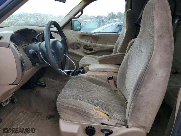 1998 Ford F-150 Standard with VIN 1FTZX17W4WNB60431, listed as a Copart auction lot 43572995 with 325,655 mi miles and Clean Title. Bid and sale history available at carsss.com. Image 7.