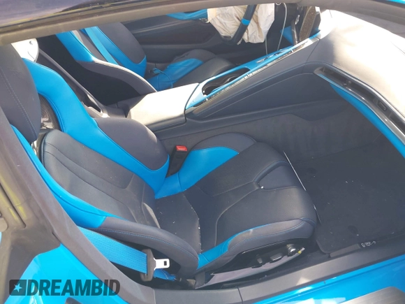 2020 Chevrolet Corvette 3LT z VIN 1G1Y82D45L5104956, wystawiony jako IAAI lot #41478131 z przebiegiem 49 295 mil mil oraz . Historia ofert i sprzedaży dostępna na DreamBid. Obrazek 5.