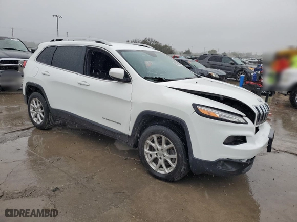 2016 Jeep Cherokee Altitude with VIN 1C4PJMCB9GW375215, listed as a Copart auction lot 80031964 with 116,076 mi miles and Salvage Title. Bid and sale history available at carsss.com. Image 4.