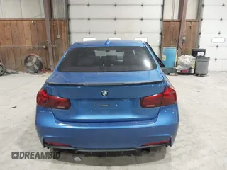 2014 BMW 3 Series 328i xDrive with VIN WBA3B5C5XEP652454, listed as a IAAI auction lot 41949889 with 176,011 mi miles. Bid and sale history available at carsss.com. Image 16.