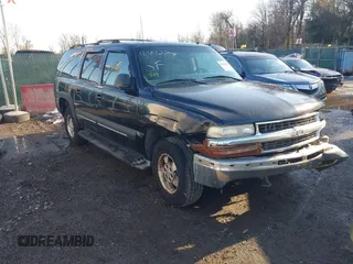 2002 Chevrolet Suburban Z71 with VIN 3GNFK16Z42G199561, listed as a IAAI auction lot 41442707 with 229,823 mi miles. Bid and sale history available at carsss.com. Image 1.