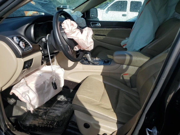 2018 Jeep Grand Cherokee Limited z VIN 1C4RJFBG4JC349230, wystawiony jako Copart lot #56795845 z przebiegiem 110 165 mil mil oraz Szkoda całkowita • Salvage title. Historia ofert i sprzedaży dostępna na DreamBid. Obrazek 7.