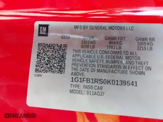 2019 Chevrolet Camaro 1LT with VIN 1G1FB1RS0K0139541, listed as a IAAI auction lot 41674031 with 62,602 mi miles. Bid and sale history available at carsss.com. Image 9.