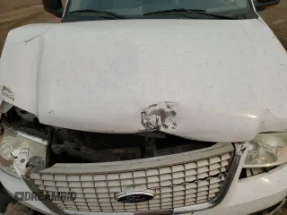 2006 Ford Expedition Eddie Bauer with VIN 1FMFU18576LA39126, listed as a Copart auction lot 69928534 with 197,131 mi miles and Salvage Title. Bid and sale history available at carsss.com. Image 13.