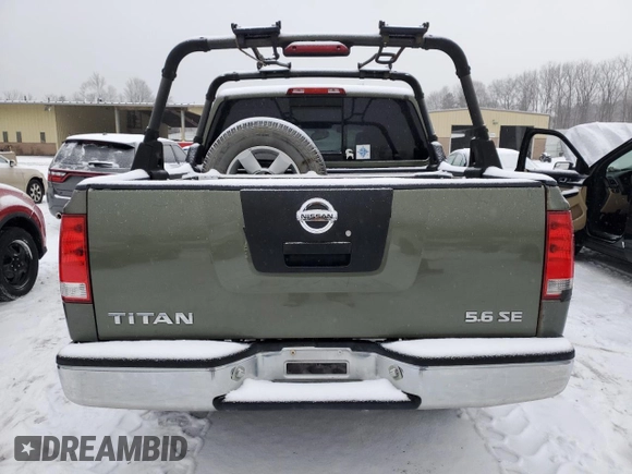 2004 Nissan Titan LE z VIN 1N6AA07B84N519070, wystawiony jako Copart lot #44267185 z przebiegiem 325 656 mil mil oraz Czysty tytuł • Clean title. Historia ofert i sprzedaży dostępna na DreamBid. Obrazek 6.