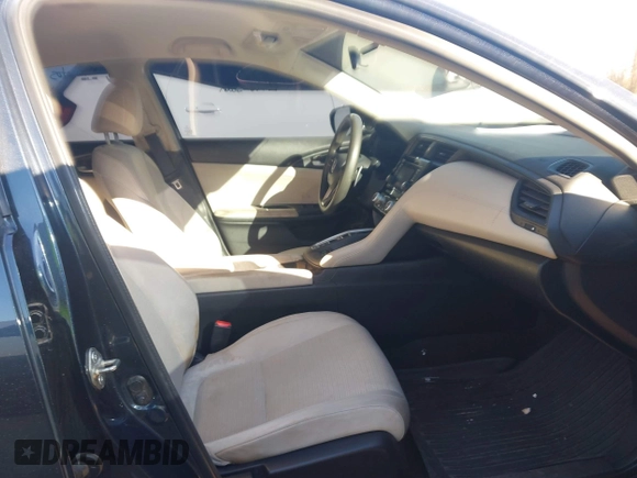 2019 Honda Insight LX z VIN 19XZE4F17KE003004, wystawiony jako IAAI lot #41657707 z przebiegiem 110 875 mil mil oraz . Historia ofert i sprzedaży dostępna na DreamBid. Obrazek 5.