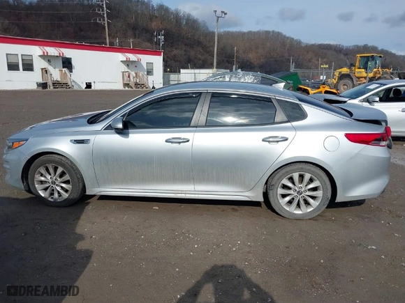 2018 Kia Optima LX with VIN 5XXGT4L39JG264045, listed as a IAAI auction lot 41651631 with 191,673 mi miles. Bid and sale history available at carsss.com. Image 14.