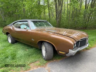 1972 Oldsmobile Cutlass z VIN 3F87H2G149401, wystawiony jako Copart lot #58824075 z przebiegiem 19 878 mil mil oraz Tytuł czysty. Historia ofert i sprzedaży dostępna na DreamBid. Obrazek 1.
