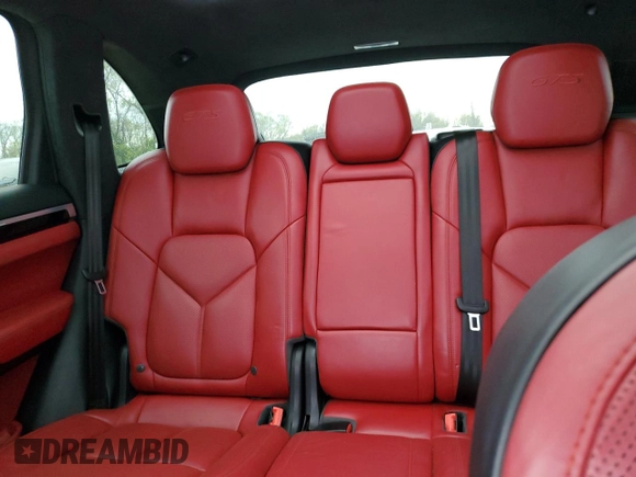 2016 Porsche Cayenne GTS z VIN WP1AD2A27GLA76651, wystawiony jako Copart lot #52693515 z przebiegiem 86 235 mil mil oraz Tytuł czysty. Historia ofert i sprzedaży dostępna na DreamBid. Obrazek 10.