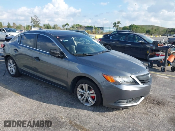 2013 Acura ILX with VIN 19VDE1F32DE021447, listed as a IAAI auction lot 41730382 with 165,223 mi miles. Bid and sale history available at carsss.com. Image 1.