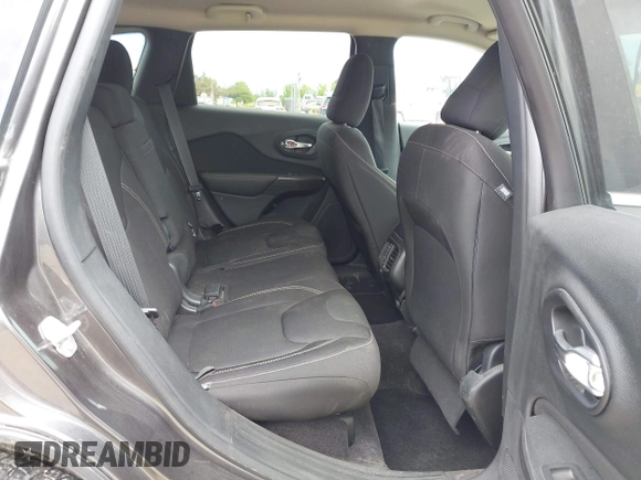2017 Jeep Cherokee Latitude with VIN 1C4PJMCBXHW515628, listed as a IAAI auction lot 42295318 with 88,923 mi miles and . Bid and sale history available at DreamBid. Image 8.