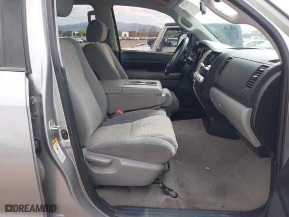 2010 Toyota Tundra 2WD Truck with VIN 5TFRM5F12AX011275, listed as a IAAI auction lot 41871927 with 252,014 mi miles. Bid and sale history available at carsss.com. Image 5.