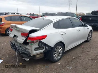 2017 Kia Optima EX with VIN 5XXGU4L38HG153641, listed as a IAAI auction lot 40746944 with 139,349 mi miles. Bid and sale history available at carsss.com. Image 4.