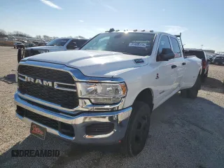 2020 Ram 3500 Tradesman with VIN 3C63RRGLXLG278452, listed as a Copart auction lot 41446175 with 299,480 mi miles and Clean Title. Bid and sale history available at carsss.com. Image 1.