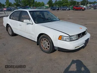 1993 Nissan Maxima с VIN JN1HJ01F2PT074762, выставлен на аукционе IAAI как лот 42416489 с пробегом 205 430 миль миль и . История ставок и продаж доступна на DreamBid. Изображение 1.