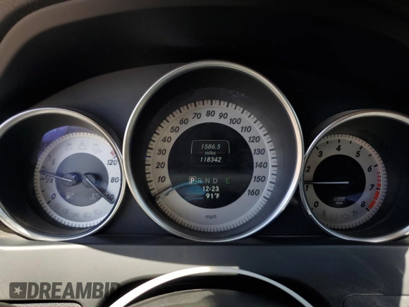 2014 Mercedes-Benz C 250 Sport with VIN WDDGF4HB3EG247401, listed as a Copart auction lot 62551635 with 118,342 mi miles and Salvage title. Bid and sale history available at DreamBid. Image 9.