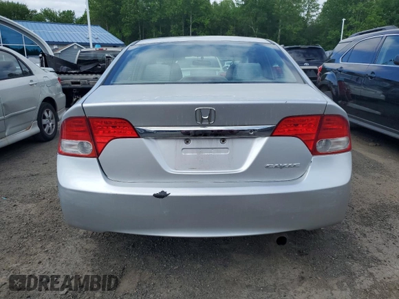 2009 Honda Civic LX z VIN 1HGFA16529L027844, wystawiony jako Copart lot #57383525 z przebiegiem 147 542 mil mil oraz Szkoda całkowita • Salvage title. Historia ofert i sprzedaży dostępna na DreamBid. Obrazek 6.