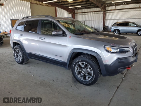 2019 Jeep Cherokee Trailhawk с VIN 1C4PJMBX0KD362032, выставлен на аукционе Copart как лот 61495195 с пробегом 49 028 миль миль и Списание • Salvage title. История ставок и продаж доступна на DreamBid. Изображение 4.