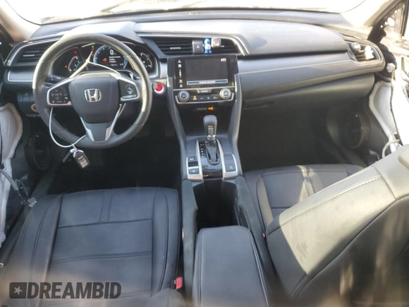 2017 Honda Civic EX z VIN 19XFC2F71HE017068, wystawiony jako Copart lot #53541655 z przebiegiem 148 087 mil mil oraz Szkoda całkowita • Salvage title. Historia ofert i sprzedaży dostępna na DreamBid. Obrazek 8.