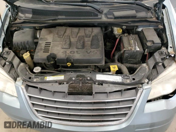 2009 Chrysler Town & Country Touring with VIN 2A8HR54X69R603995, listed as a Copart auction lot 49672995 with 199,440 mi miles and Non Repairable. Bid and sale history available at DreamBid. Image 13.