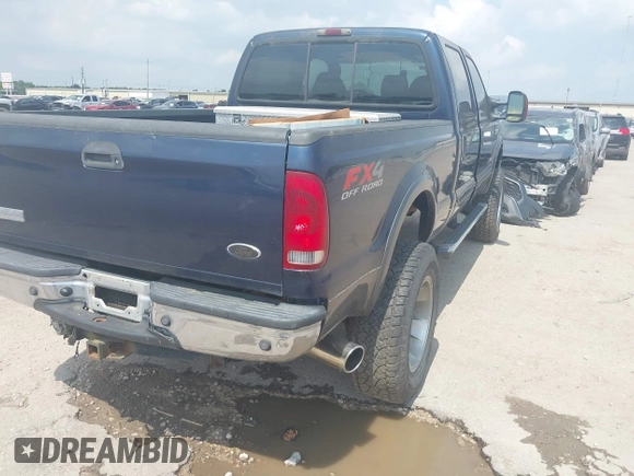 2005 Ford F-250 XL z VIN 1FTSW21P45EB09246, wystawiony jako IAAI lot #42441183 z przebiegiem 186 148 mil mil oraz . Historia ofert i sprzedaży dostępna na DreamBid. Obrazek 4.