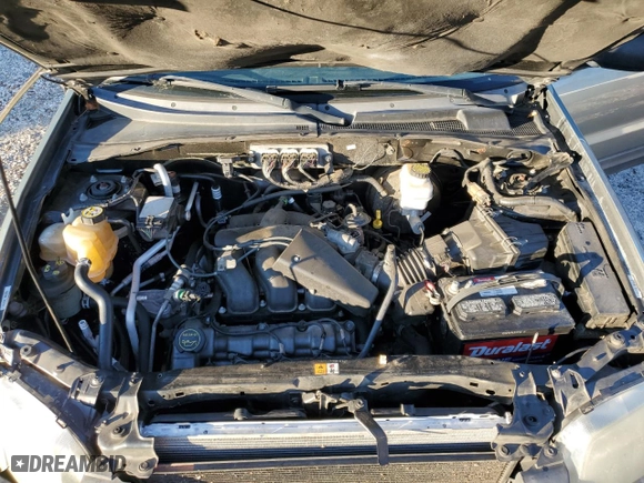 2007 Ford Escape XLT with VIN 1FMYU03167KB88321, listed as a Copart auction lot 86617164 with 261,561 mi miles and Salvage Title. Bid and sale history available at carsss.com. Image 12.