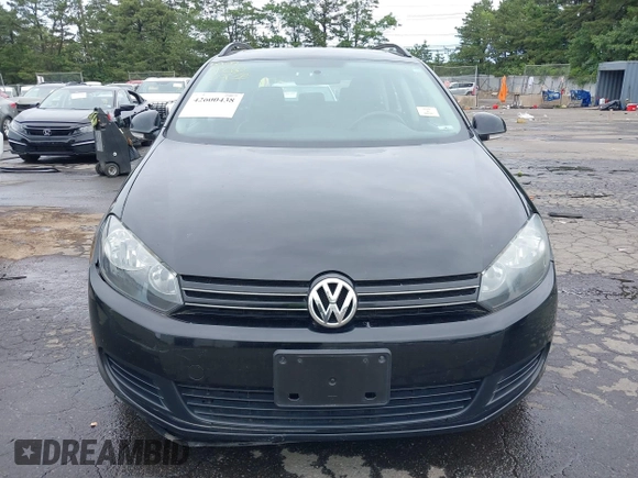 2014 Volkswagen Jetta TDI w/Sunroof & Nav with VIN 3VWPL7AJ9EM609661, listed as a IAAI auction lot 42600438 with 105,958 mi miles and . Bid and sale history available at DreamBid. Image 6.