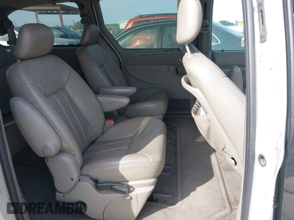 2001 Dodge Grand Caravan with VIN 2B4GT54L51R297228, listed as a IAAI auction lot 41764303 with 186,482 mi miles and . Bid and sale history available at DreamBid. Image 8.