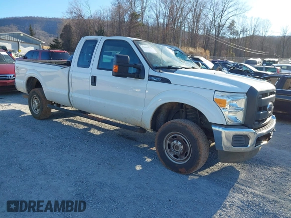 2015 Ford F-250 XLT z VIN 1FT7X2B67FEA07014, wystawiony jako IAAI lot #41625425 z przebiegiem 113 404 mil mil oraz . Historia ofert i sprzedaży dostępna na DreamBid. Obrazek 1.