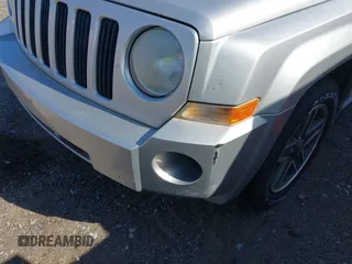 2009 Jeep Patriot Sport z VIN 1J4FT28B29D110728, wystawiony jako IAAI lot #41932676 z przebiegiem 194 442 mil mil oraz . Historia ofert i sprzedaży dostępna na DreamBid. Obrazek 6.