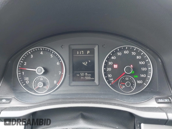 2010 Volkswagen Jetta SE with VIN 3VWRZ7AJ5AM162053, listed as a IAAI auction lot 41811153 with 141,988 mi miles and . Bid and sale history available at DreamBid. Image 7.