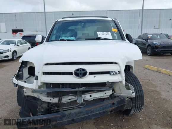 2004 Toyota Tundra Ltd with VIN 5TBET38164S447391, listed as a IAAI auction lot 41949052 with 263,221 mi miles. Bid and sale history available at carsss.com. Image 13.