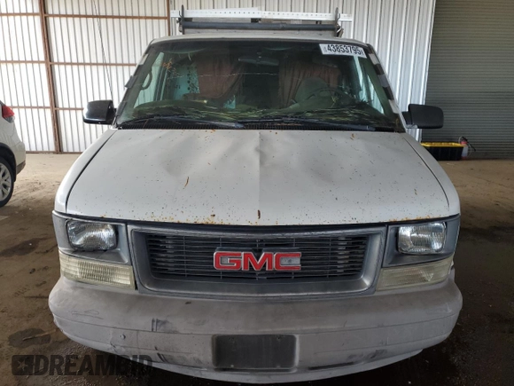 2000 GMC Safari Cargo with VIN 1GTDM19W4YB505655, listed as a Copart auction lot 43853795 with Not Provided miles and Salvage Title. Bid and sale history available at carsss.com. Image 5.