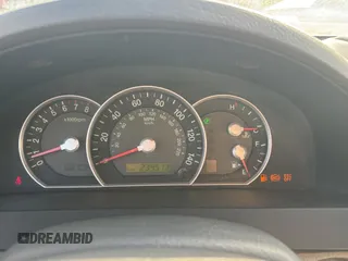 2007 Kia Sorento LX z VIN KNDJD736275693488, wystawiony jako Copart lot #86608024 z przebiegiem 234 513 mil mil oraz Czysty tytuł • Clean title. Historia ofert i sprzedaży dostępna na DreamBid. Obrazek 8.