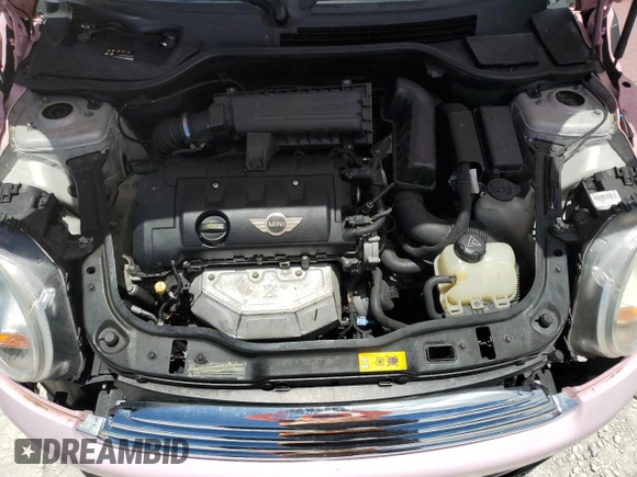 2013 MINI Convertible with VIN WMWZN3C50DT568977, listed as a Copart auction lot 60726495 with 86,319 mi miles and Clean title. Bid and sale history available at DreamBid. Image 11.