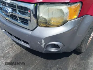 2011 Ford Escape Limited с VIN 1FMCU0EG1BKC27983, выставлен на аукционе IAAI как лот 42632949 с пробегом 247 975 миль миль и . История ставок и продаж доступна на DreamBid. Изображение 14.