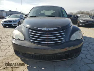 2010 Chrysler PT Cruiser z VIN 3A4GY5F91AT178010, wystawiony jako Copart lot #47865845 z przebiegiem 142 188 mil mil oraz Czysty tytuł • Clean title. Historia ofert i sprzedaży dostępna na DreamBid. Obrazek 5.
