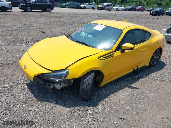 2015 Scion FR-S with VIN JF1ZNAA11F8706772, listed as a IAAI auction lot 39686329 with 21,298 mi miles. Bid and sale history available at carsss.com. Image 2.