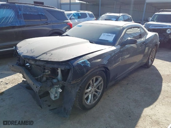 2015 Chevrolet Camaro LS with VIN 2G1FB1E35F9261709, listed as a IAAI auction lot 41768853 with 117597 miles. Bid and sale history available at carsss.com. Image 2.