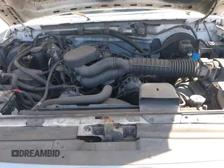 1996 Ford F-150 Special with VIN 1FTEX15N0TKA27266, listed as a IAAI auction lot 41857755 with 325,014 mi miles. Bid and sale history available at carsss.com. Image 10.